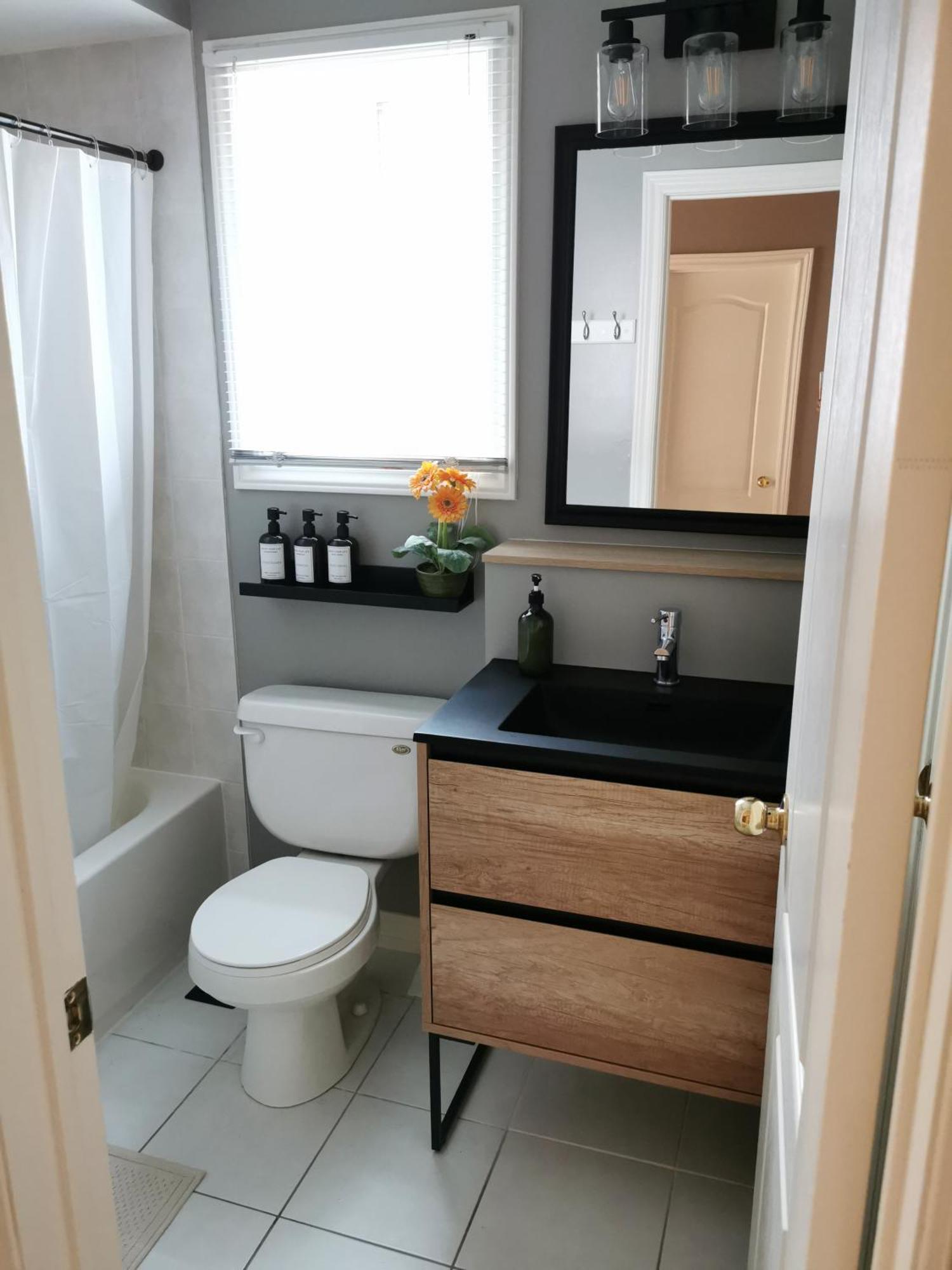 4 Bedroom 3 Washroom Charming Home In Markham With Warm Cozy Vibe Экстерьер фото
