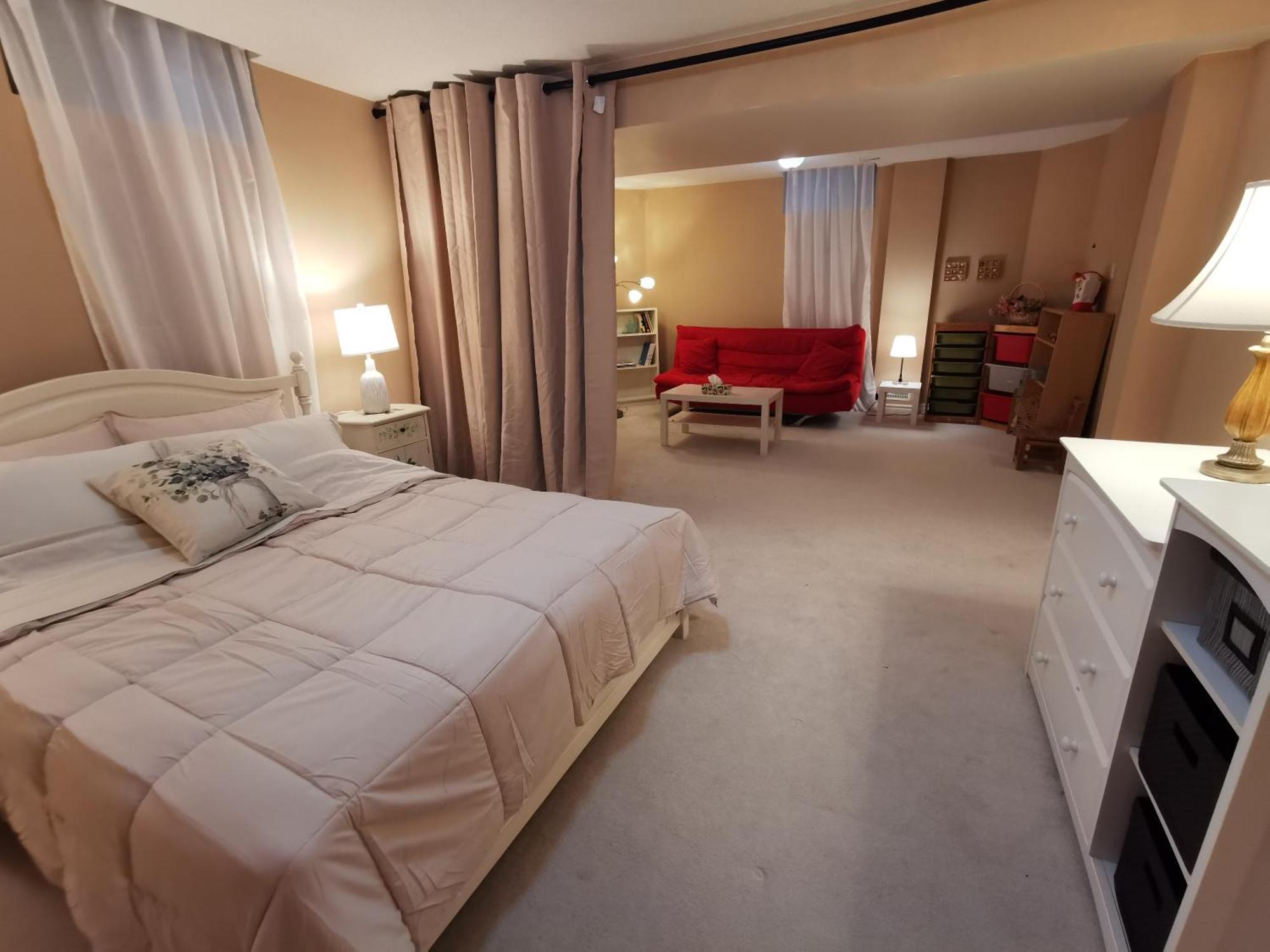 4 Bedroom 3 Washroom Charming Home In Markham With Warm Cozy Vibe Экстерьер фото