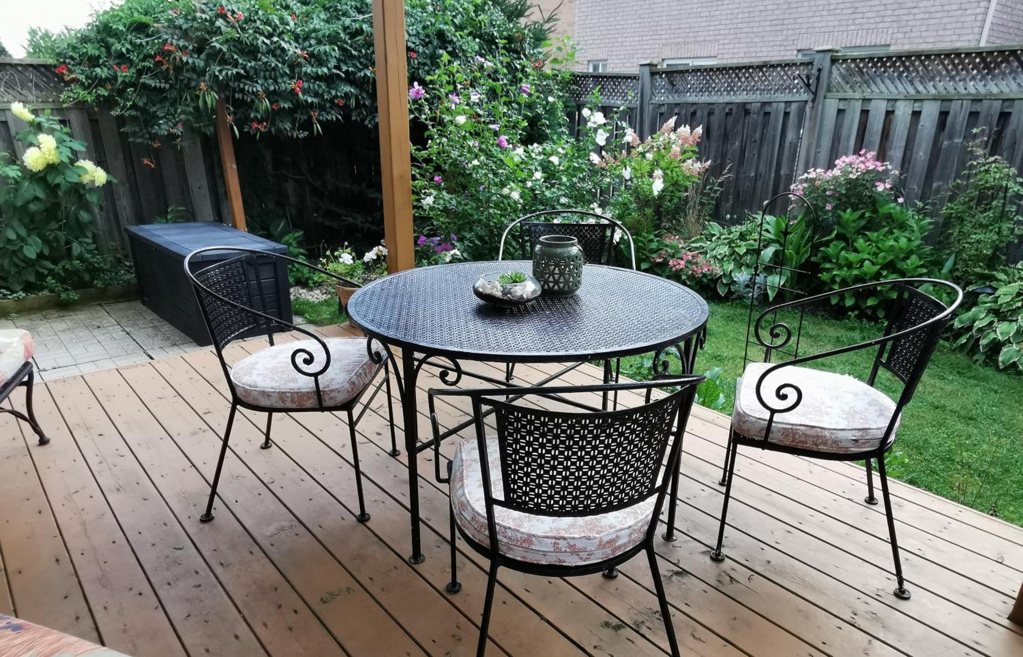 4 Bedroom 3 Washroom Charming Home In Markham With Warm Cozy Vibe Экстерьер фото