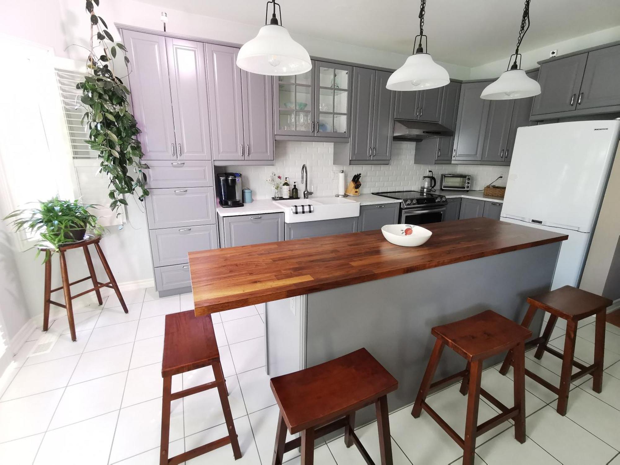 4 Bedroom 3 Washroom Charming Home In Markham With Warm Cozy Vibe Экстерьер фото