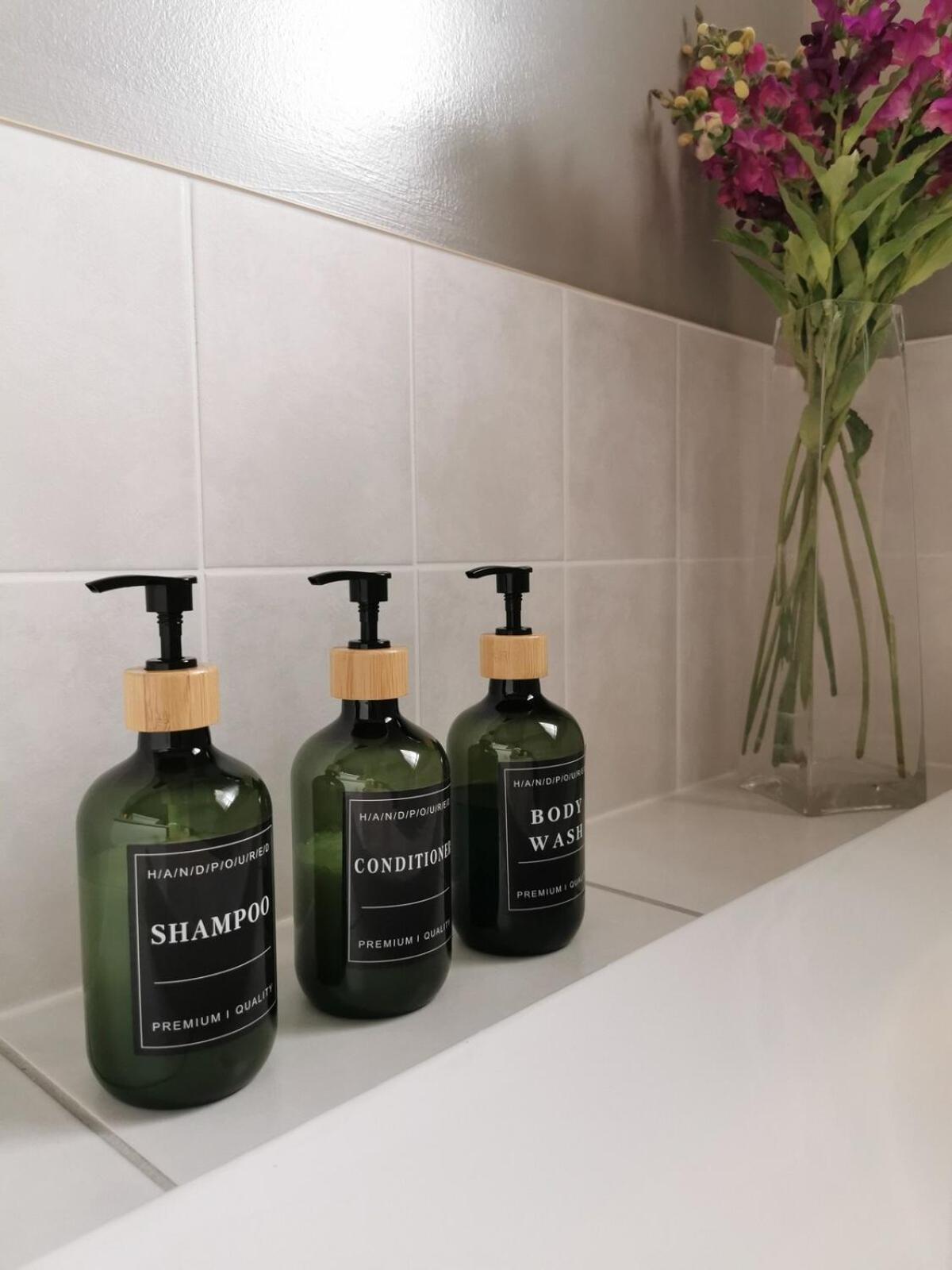 4 Bedroom 3 Washroom Charming Home In Markham With Warm Cozy Vibe Экстерьер фото